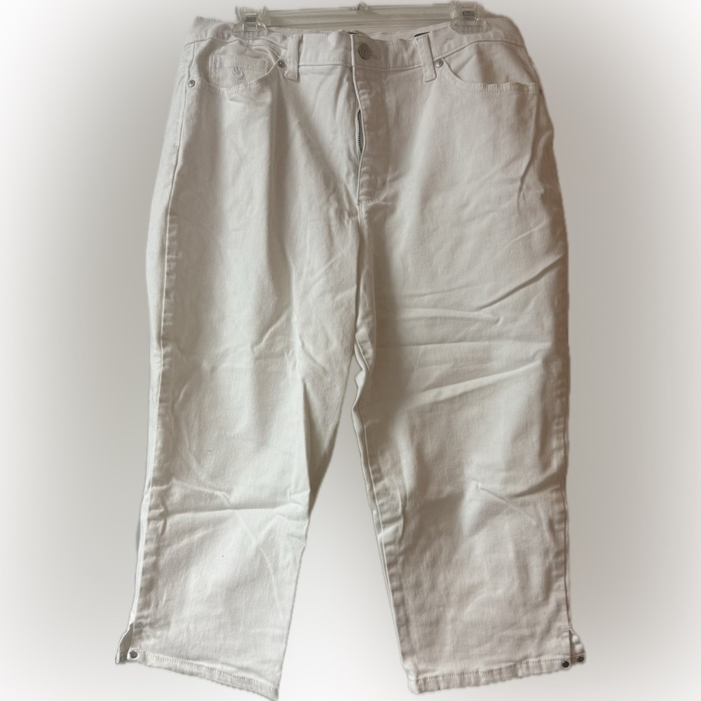 Gloria Vanderbilt white Denim capris cropped size 14 like new